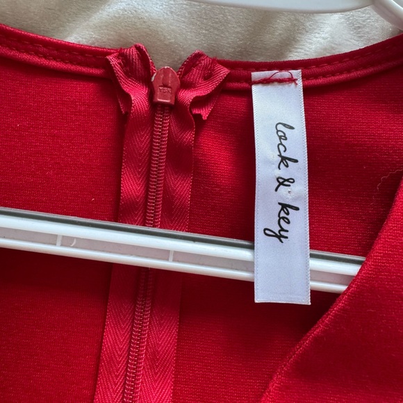 Red Short Sleeve Dress - Picture 3 of 4